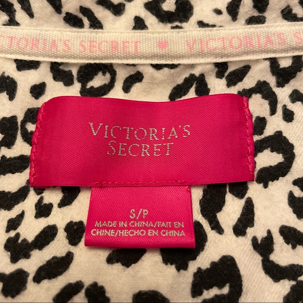 Victoria's Secret Leopard Print Cotton Pajama Top. Size S - Picture 4 of 6